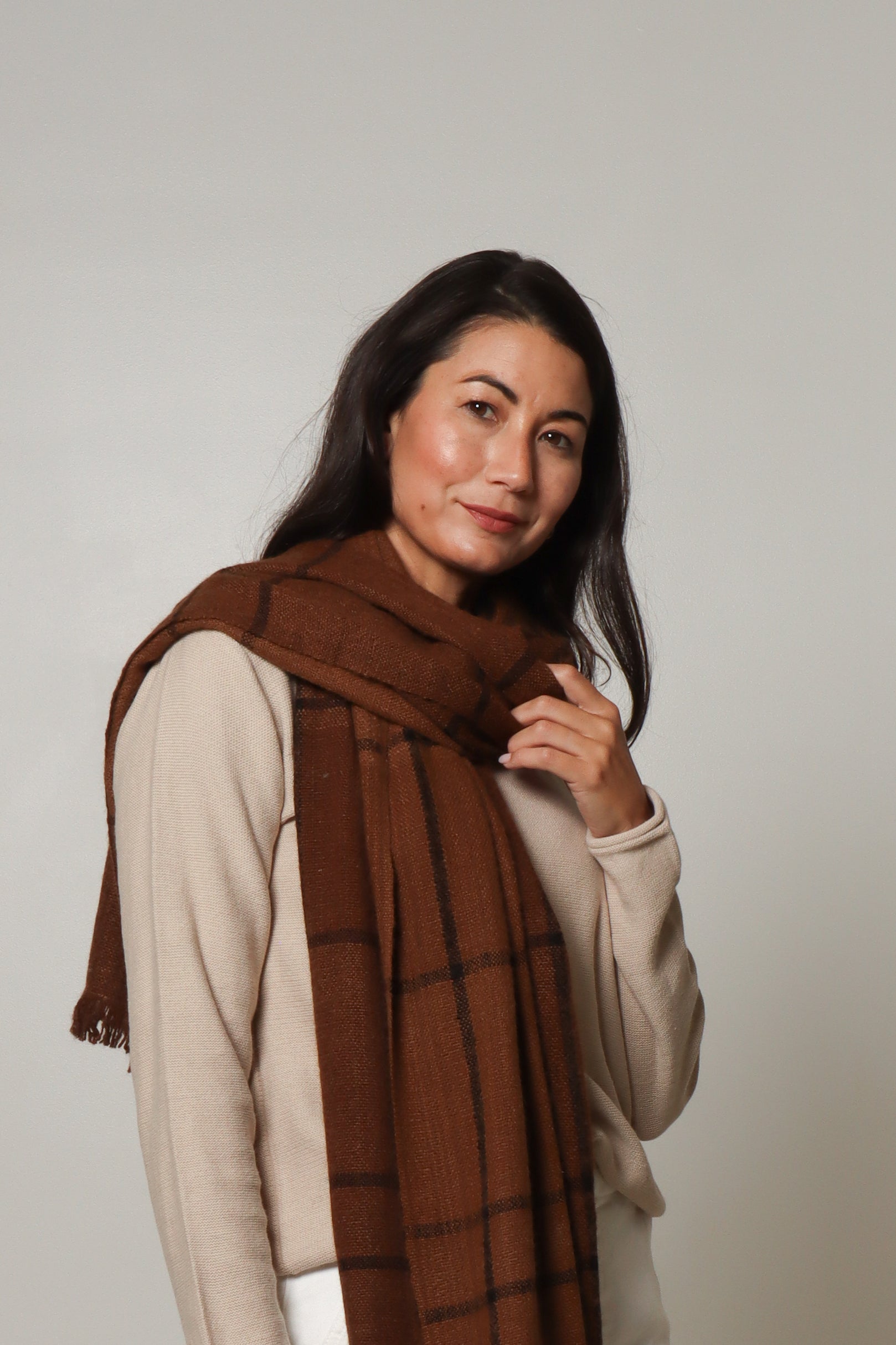 100% natural alpaca scarf brown with black stripes#colour_brown