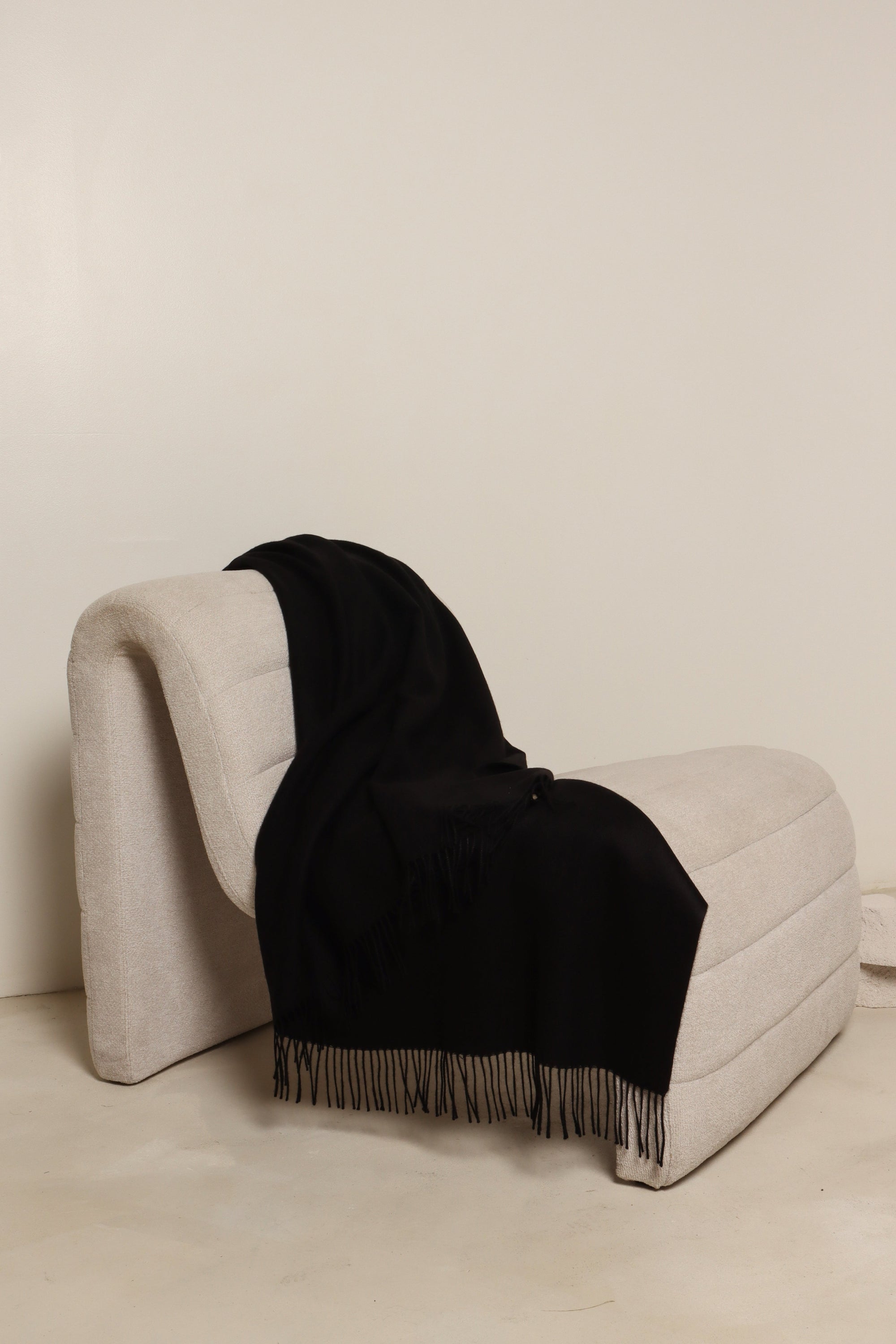 Black Baby Alpaca Throw