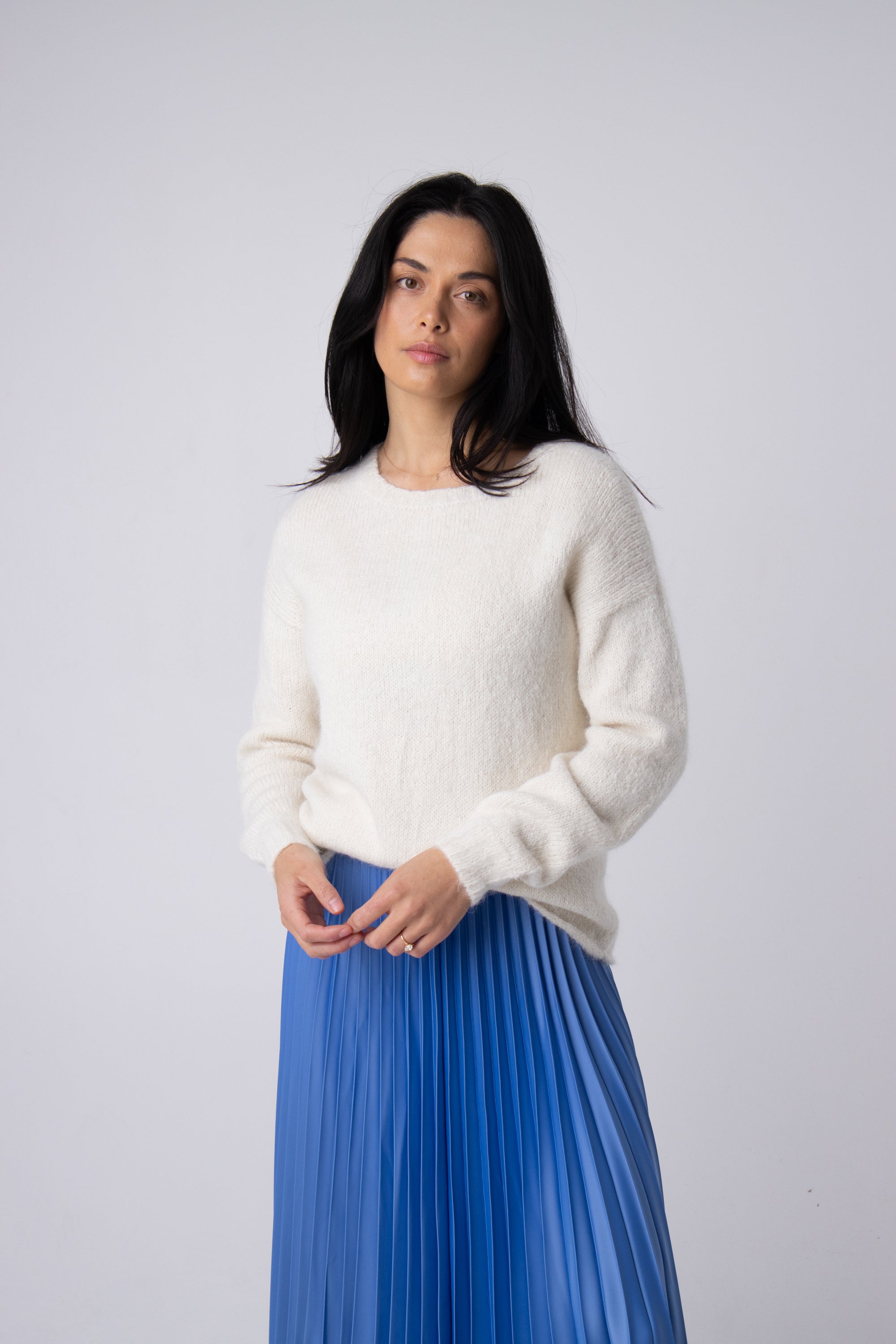 buy white suri alpaca jumpers near me #colour_white