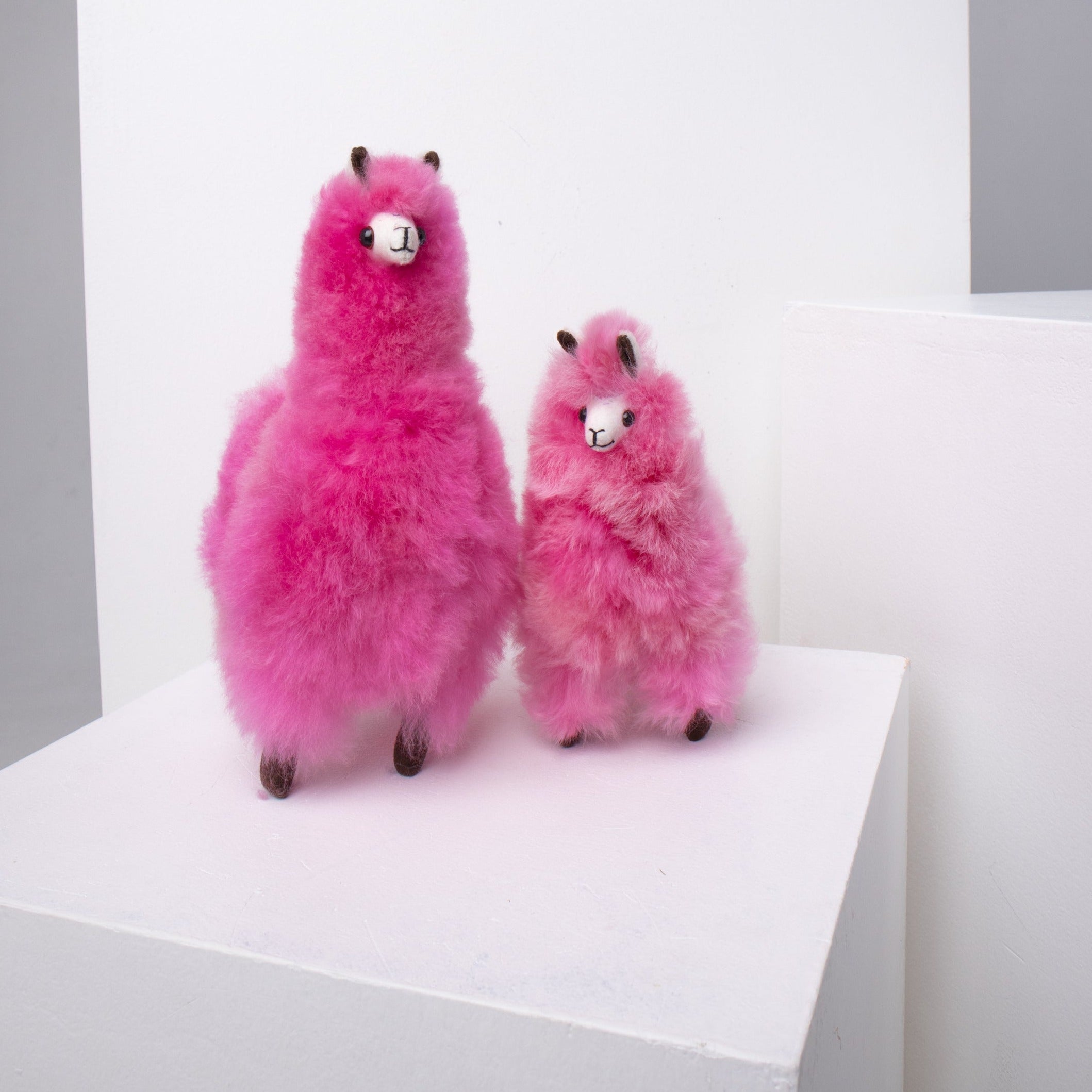 pink soft alpaca plush toy#colour_pink