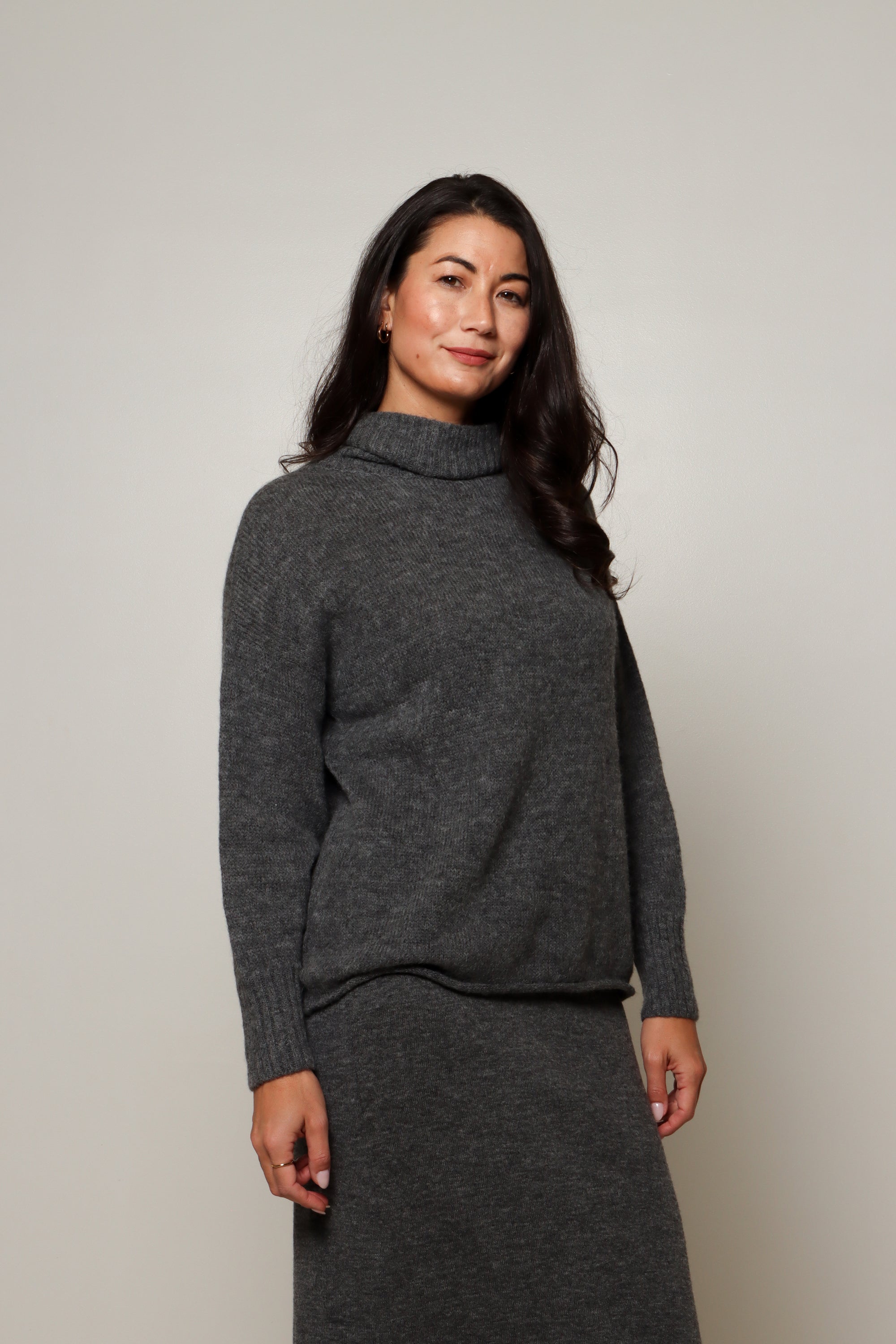 roll neck jumper alpaca charcoal#colour_charcoal