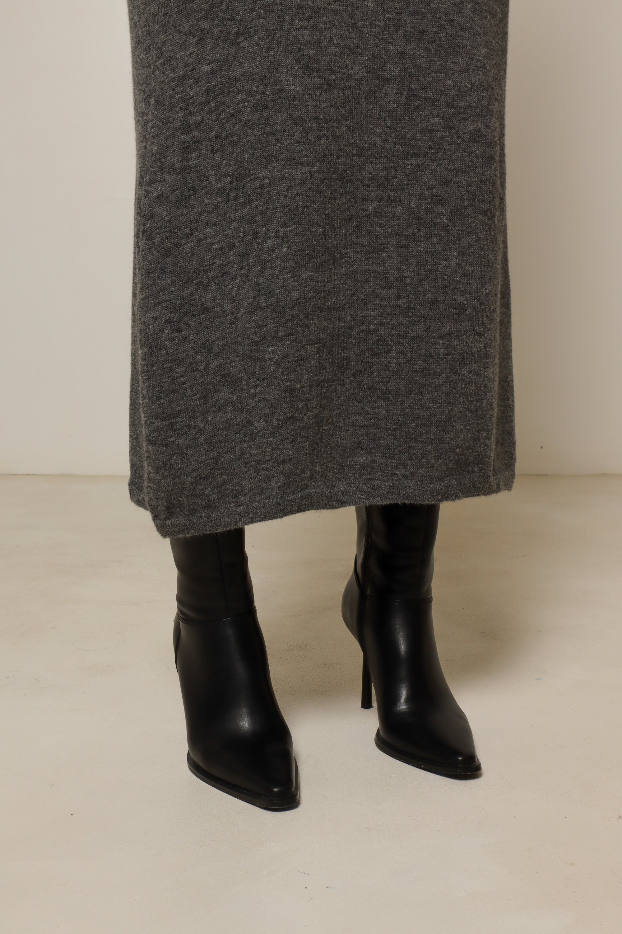 sustainably made winter knit skirt alpaca