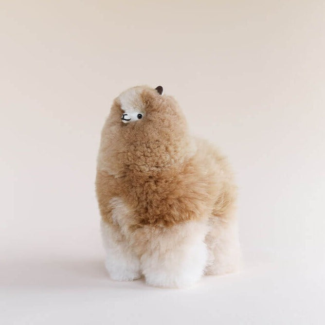 medium alpaca fur toys#colour_beige