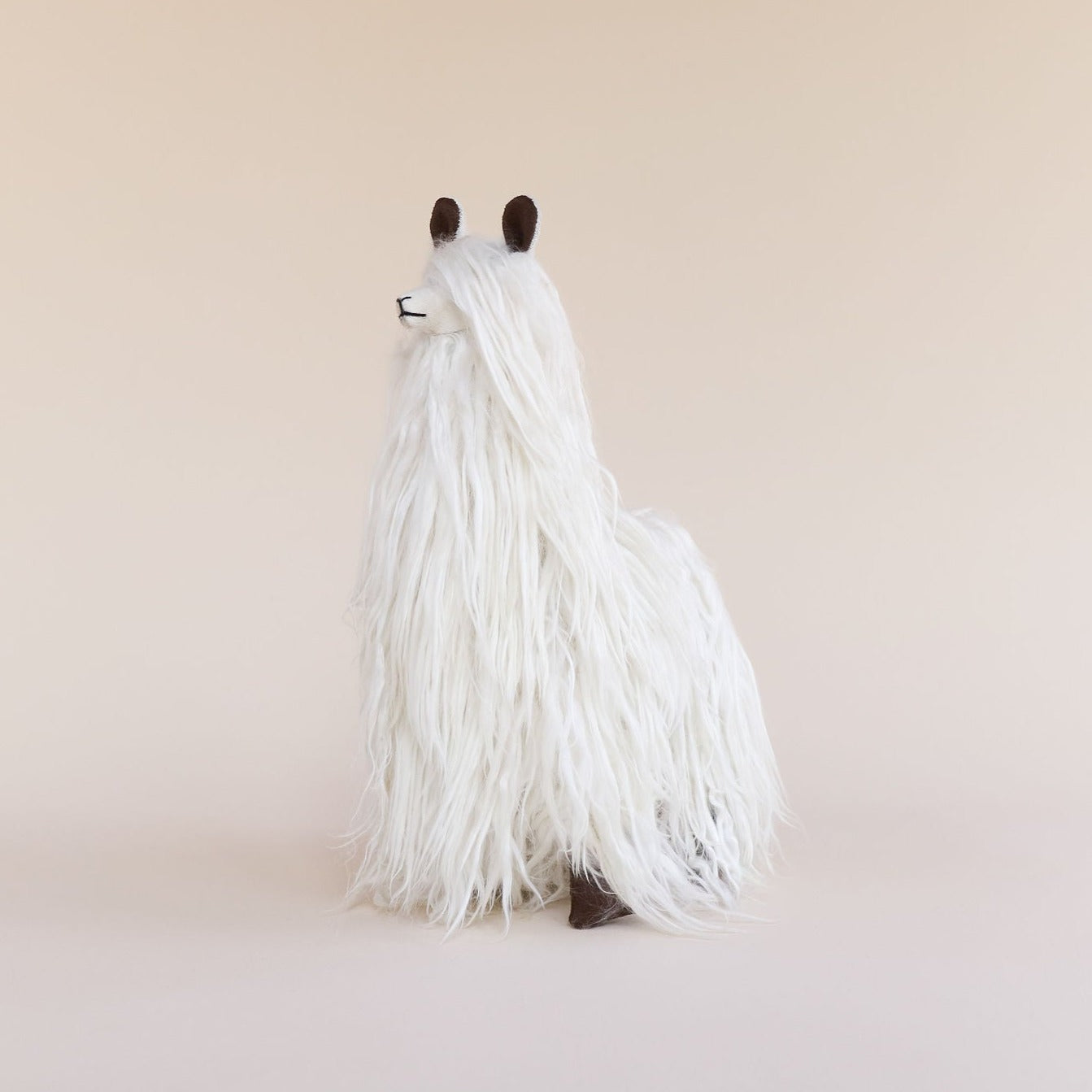 suri alpaca medium soft toy white#colour_white