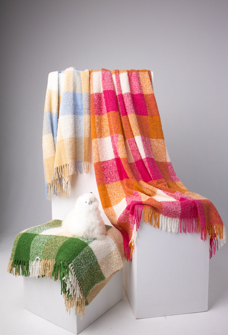 alpaca boucle throws#colour_by-the-sea