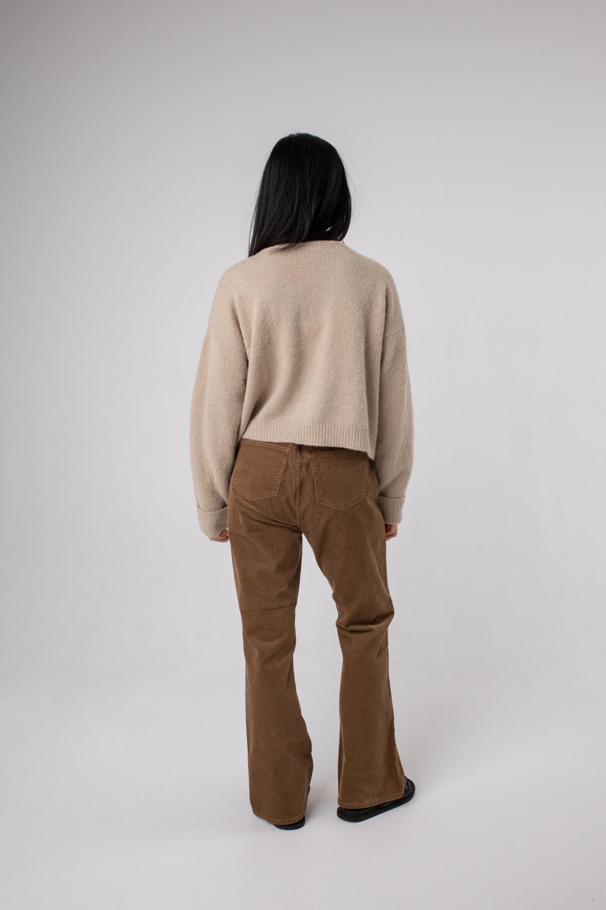 alpaca jumper v neck