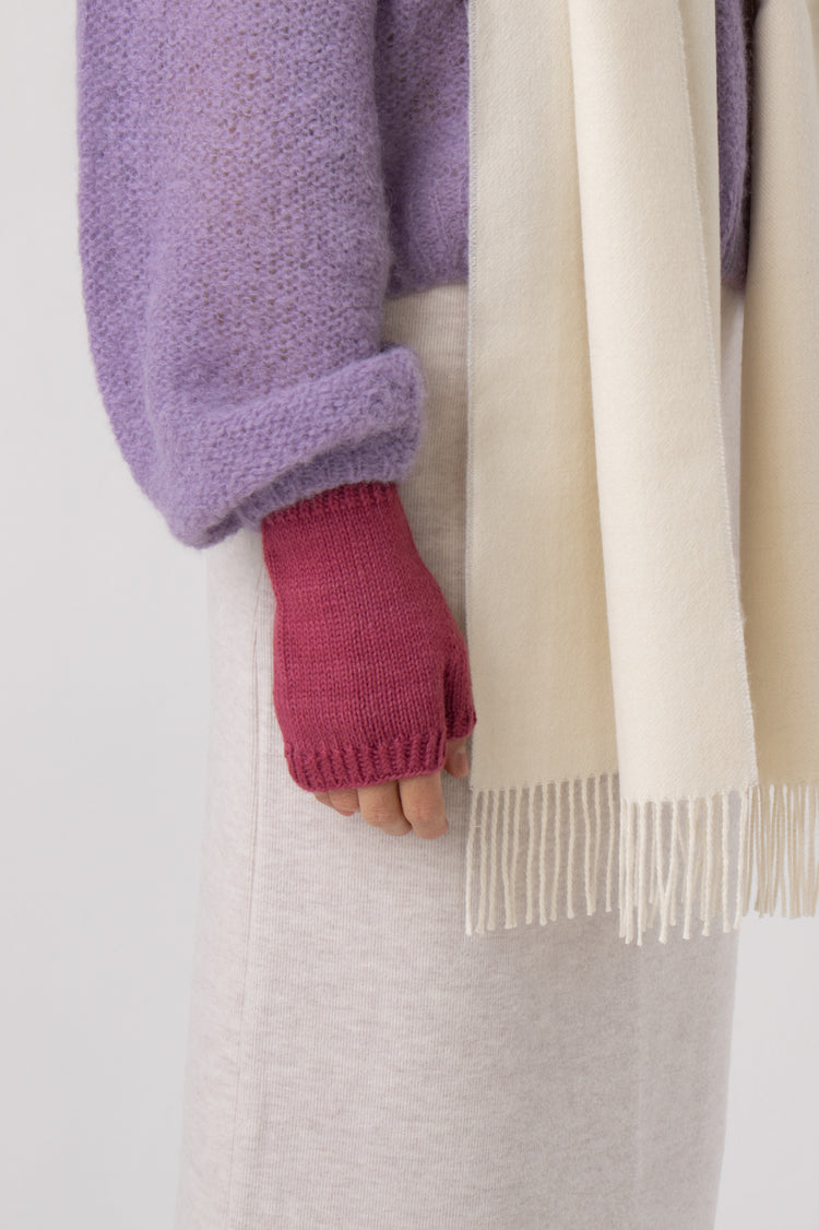 buy stylish fingerless mittens#colour_magenta