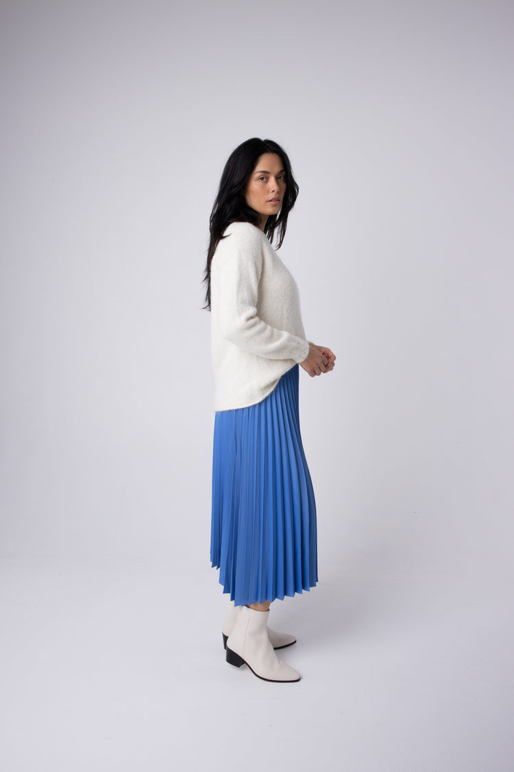 luxurious white alpaca womens knitwear in australia#colour_ivory