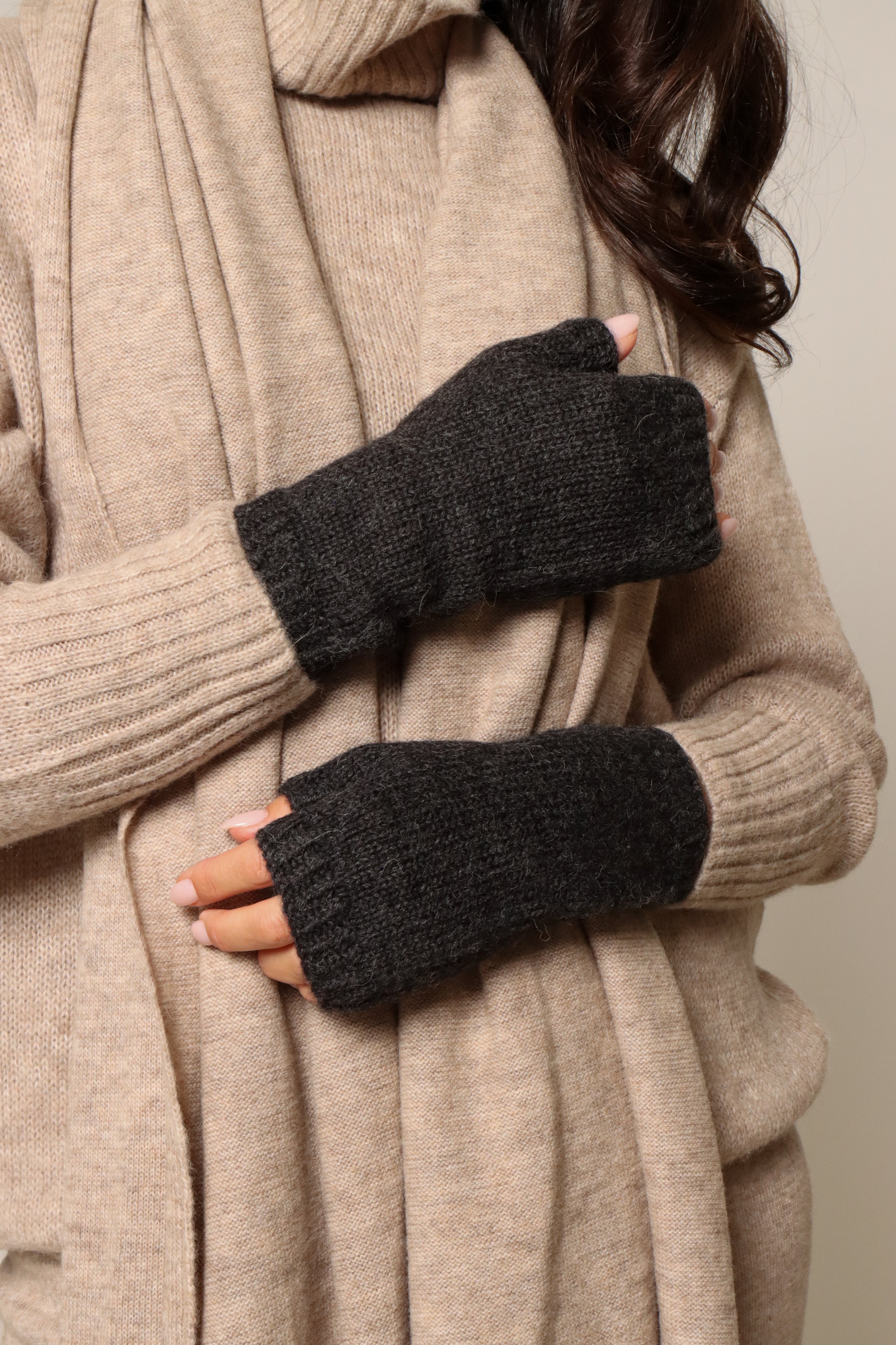soft wool mittens australia#colour_charcoal