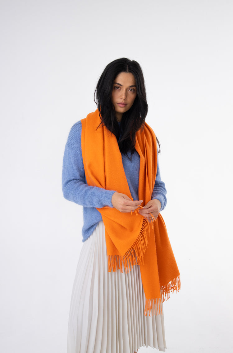 vibrant orange baby alpaca wrap#colour_mango