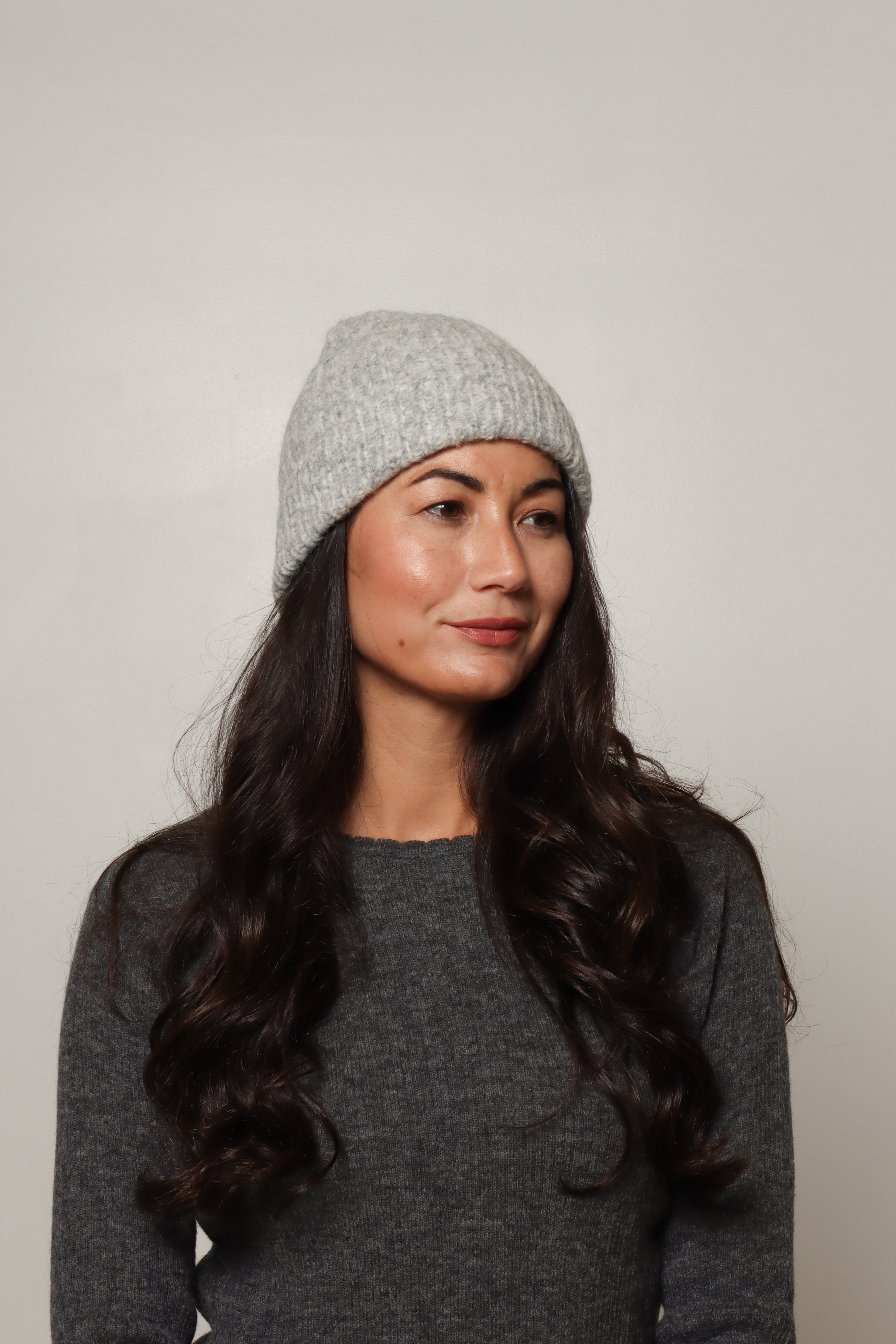 womens light grey alpaca beanie#colour_light-grey