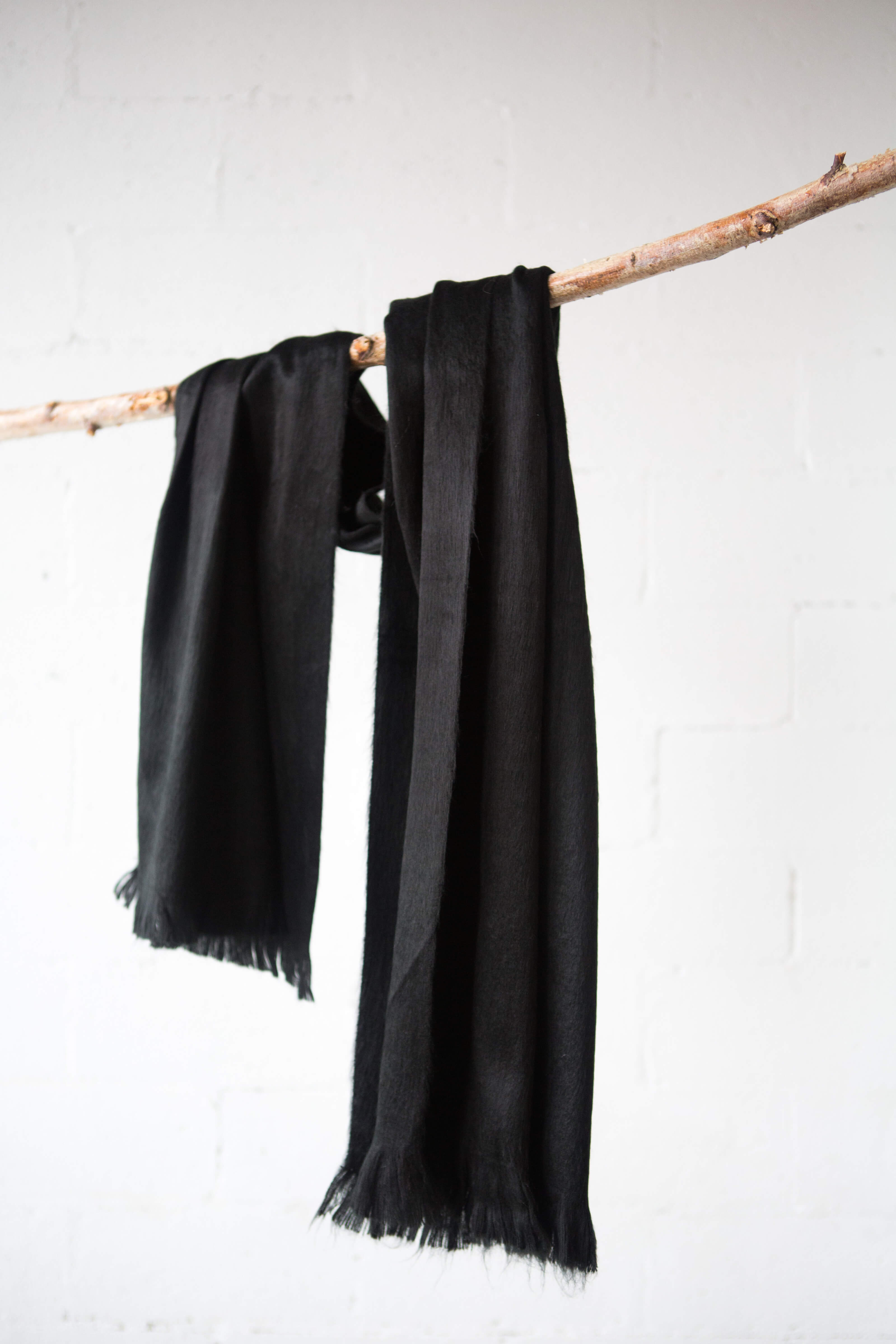 black winter alpaca scarf#colour_black