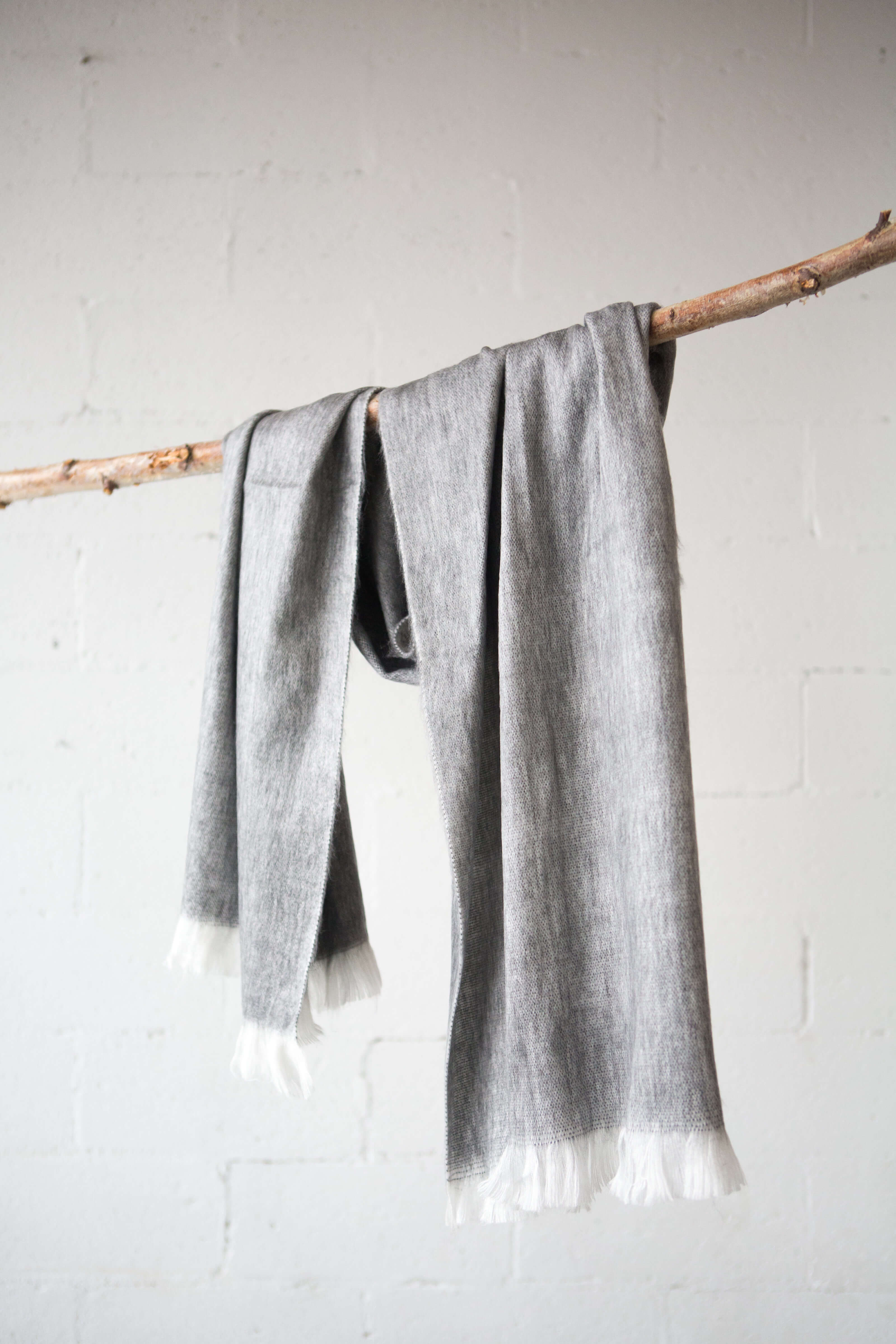 buy grey alpaca scarf in aus#colour_grey