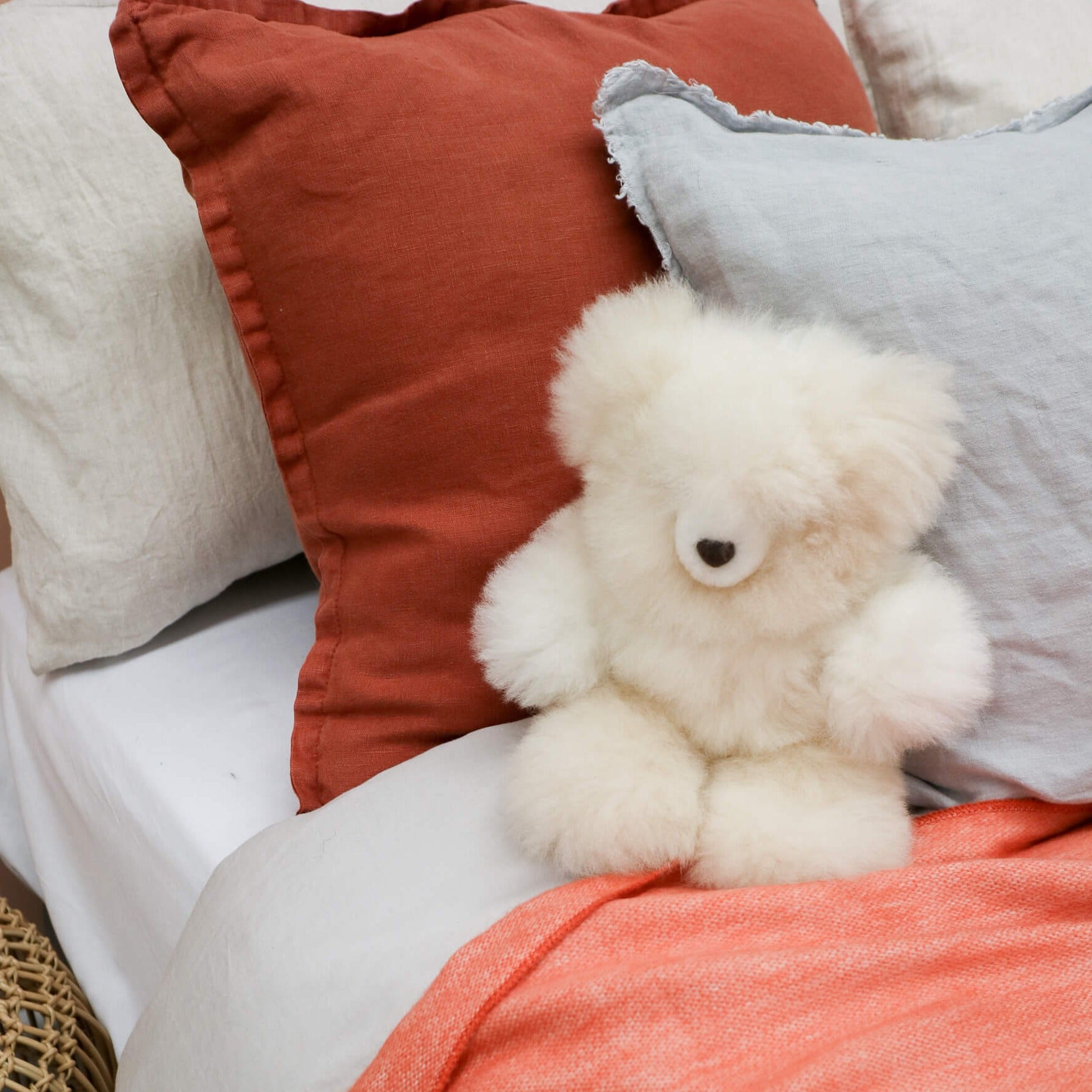 buy white teddy bear alpaca fleece melbourne#colour_white