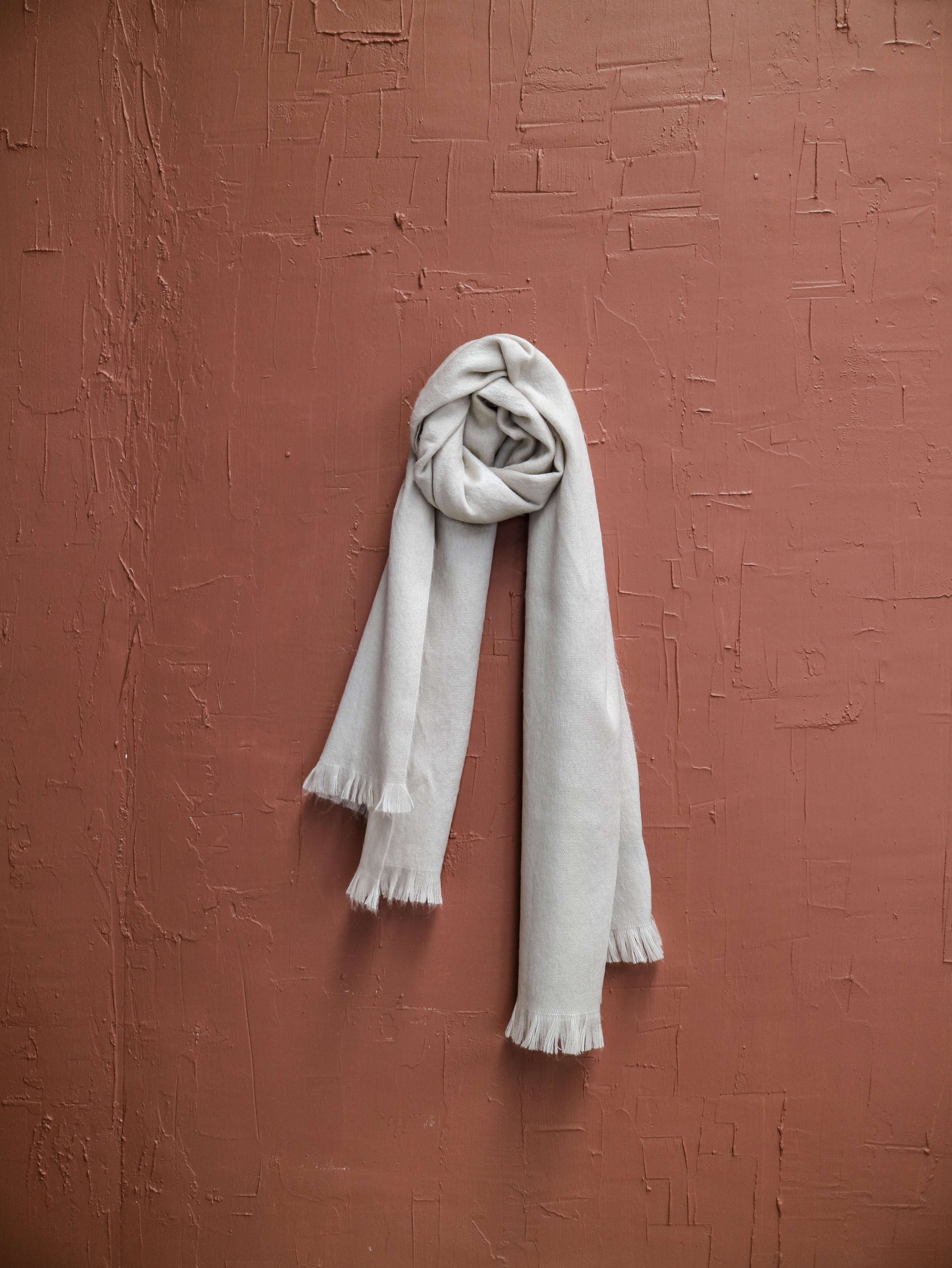 buy cream alpaca scarf#colour_cream