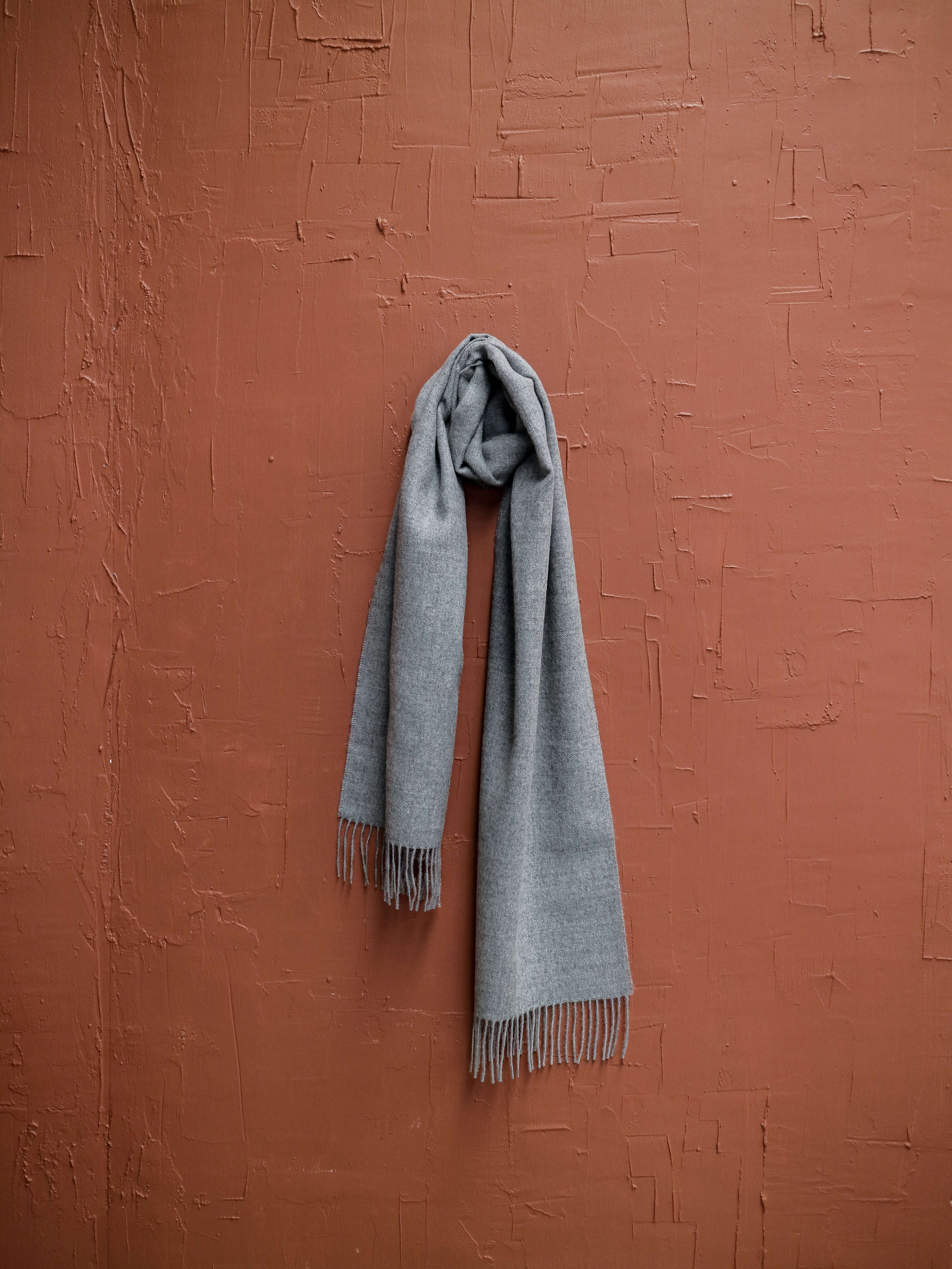 light grey narrow alpaca scarf#colour_light-grey