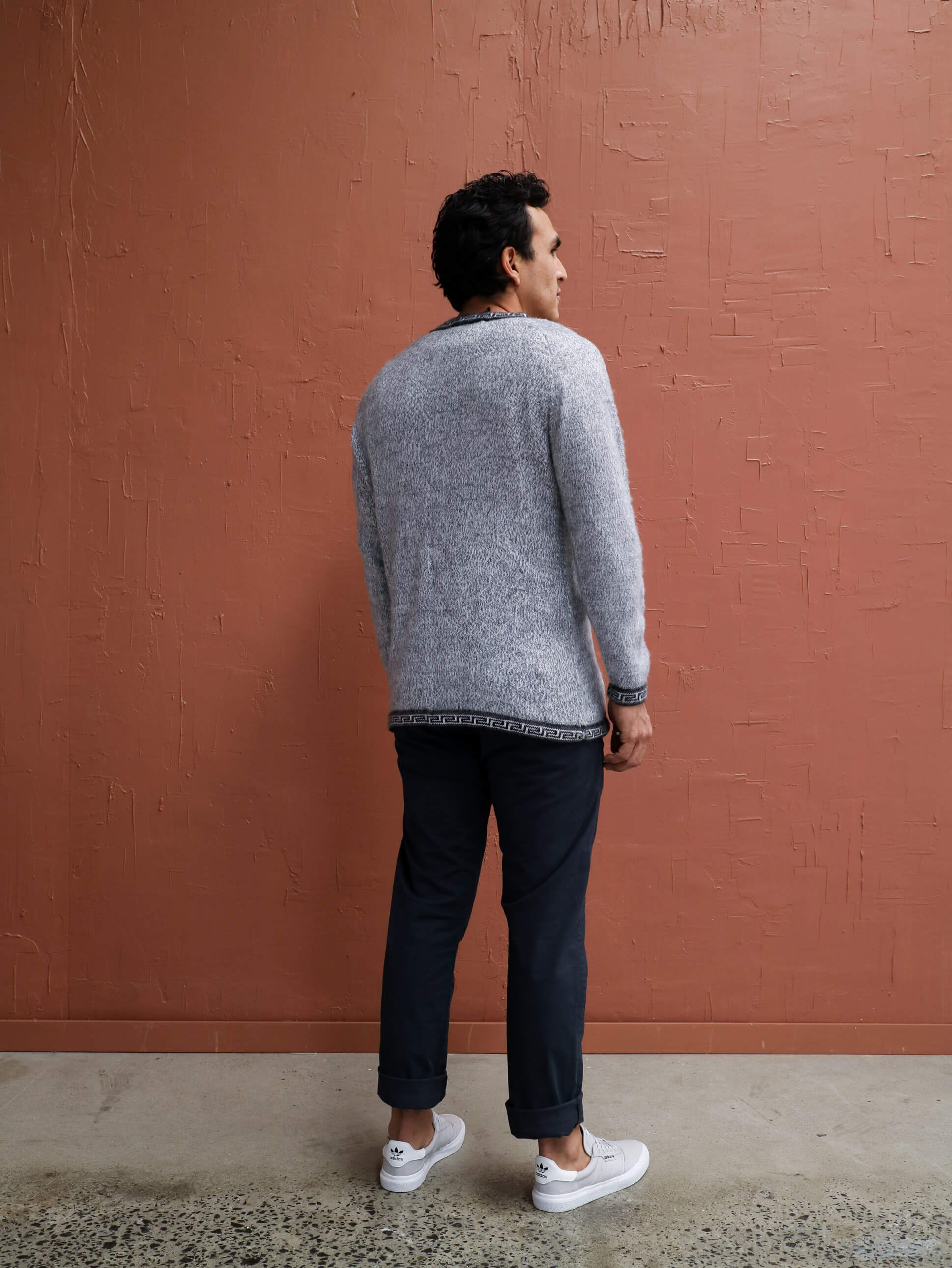 patterned jumper for men alpaca grey melbourne#colour_grey-marle